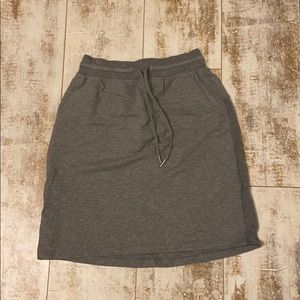Gray mini skirt/size 4/Lululemon
